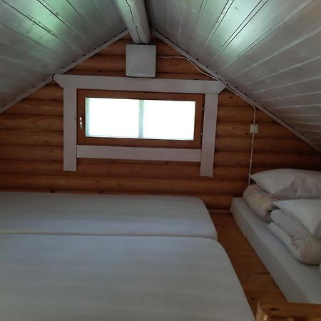 Hotel Huhtaniemen Moekkikylae à Veteli Extérieur photo