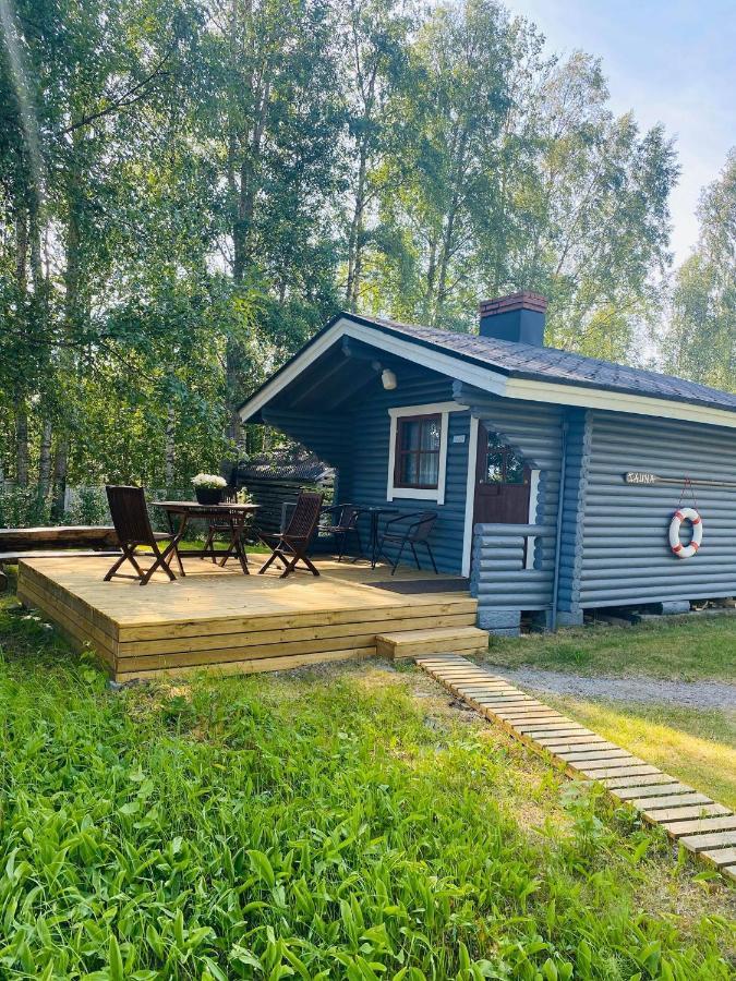 Hotel Huhtaniemen Moekkikylae à Veteli Extérieur photo