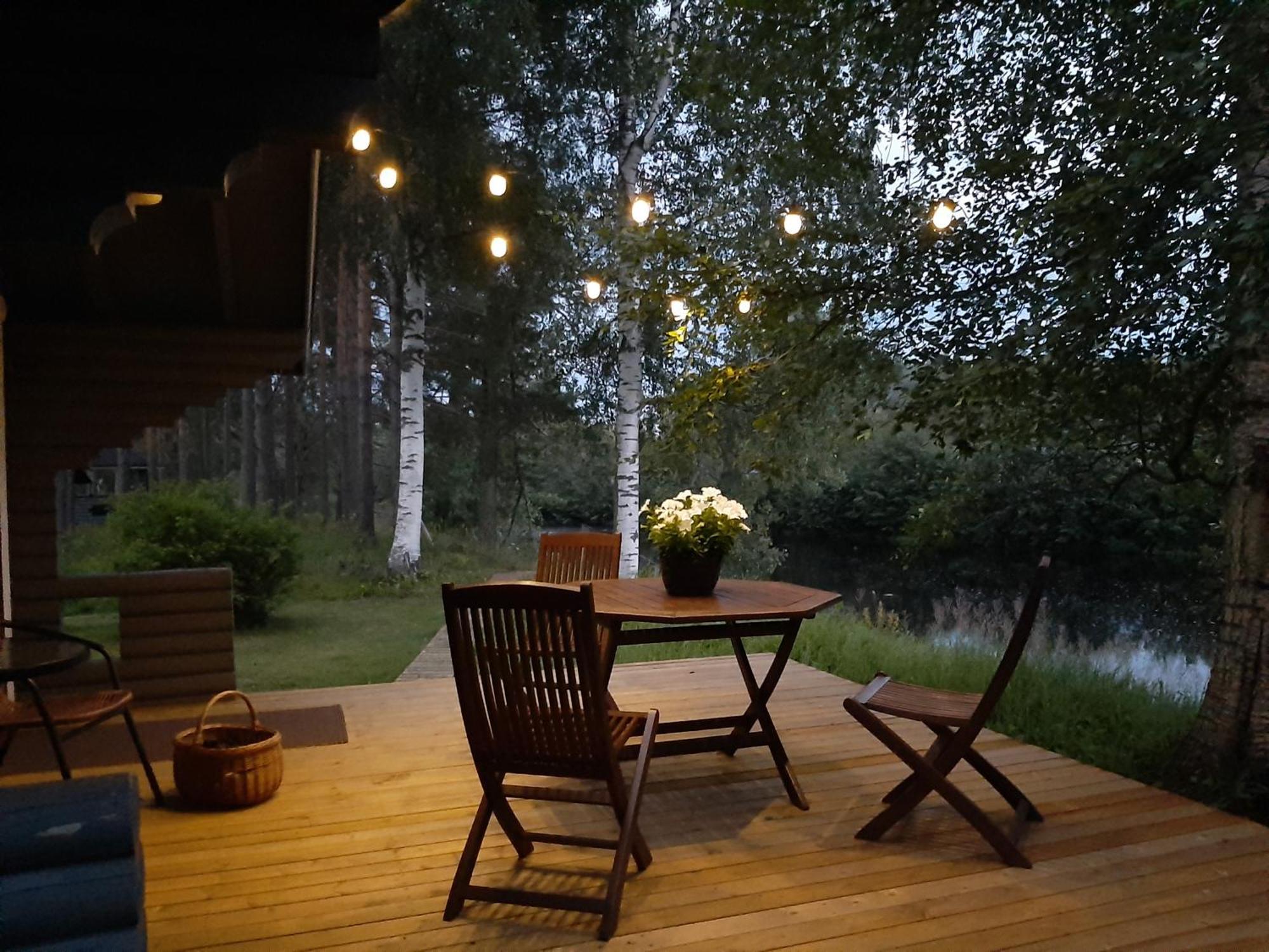 Hotel Huhtaniemen Moekkikylae à Veteli Extérieur photo