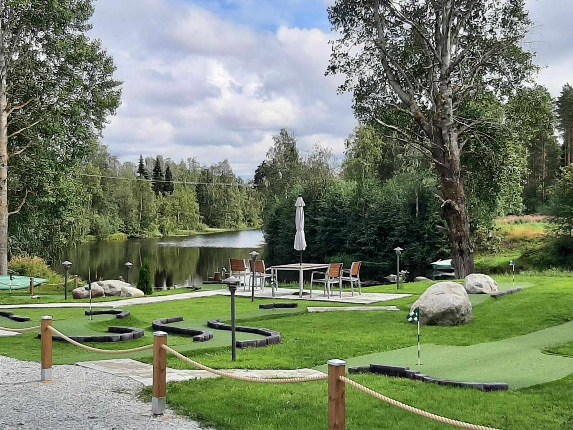 Hotel Huhtaniemen Moekkikylae à Veteli Extérieur photo