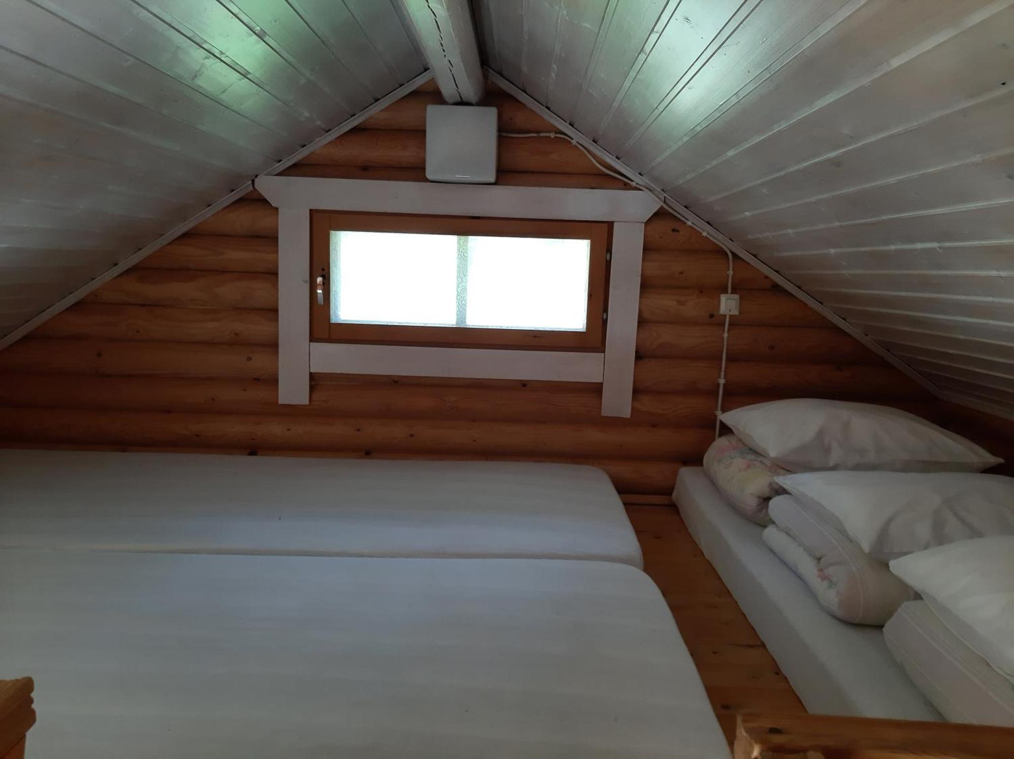 Hotel Huhtaniemen Moekkikylae à Veteli Extérieur photo