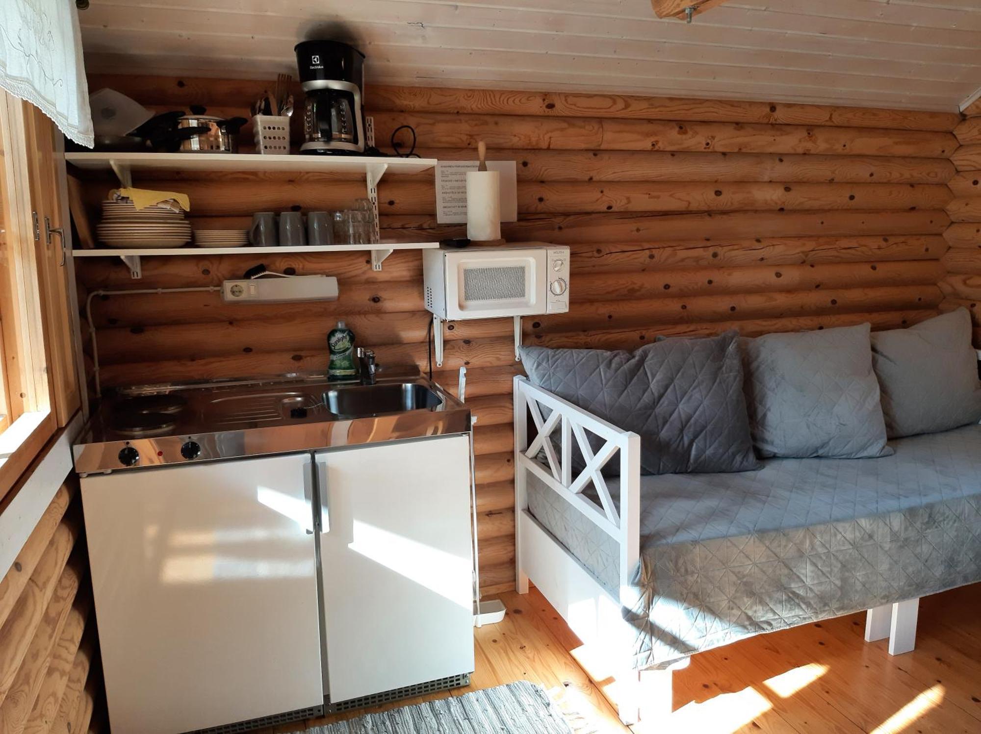 Hotel Huhtaniemen Moekkikylae à Veteli Extérieur photo