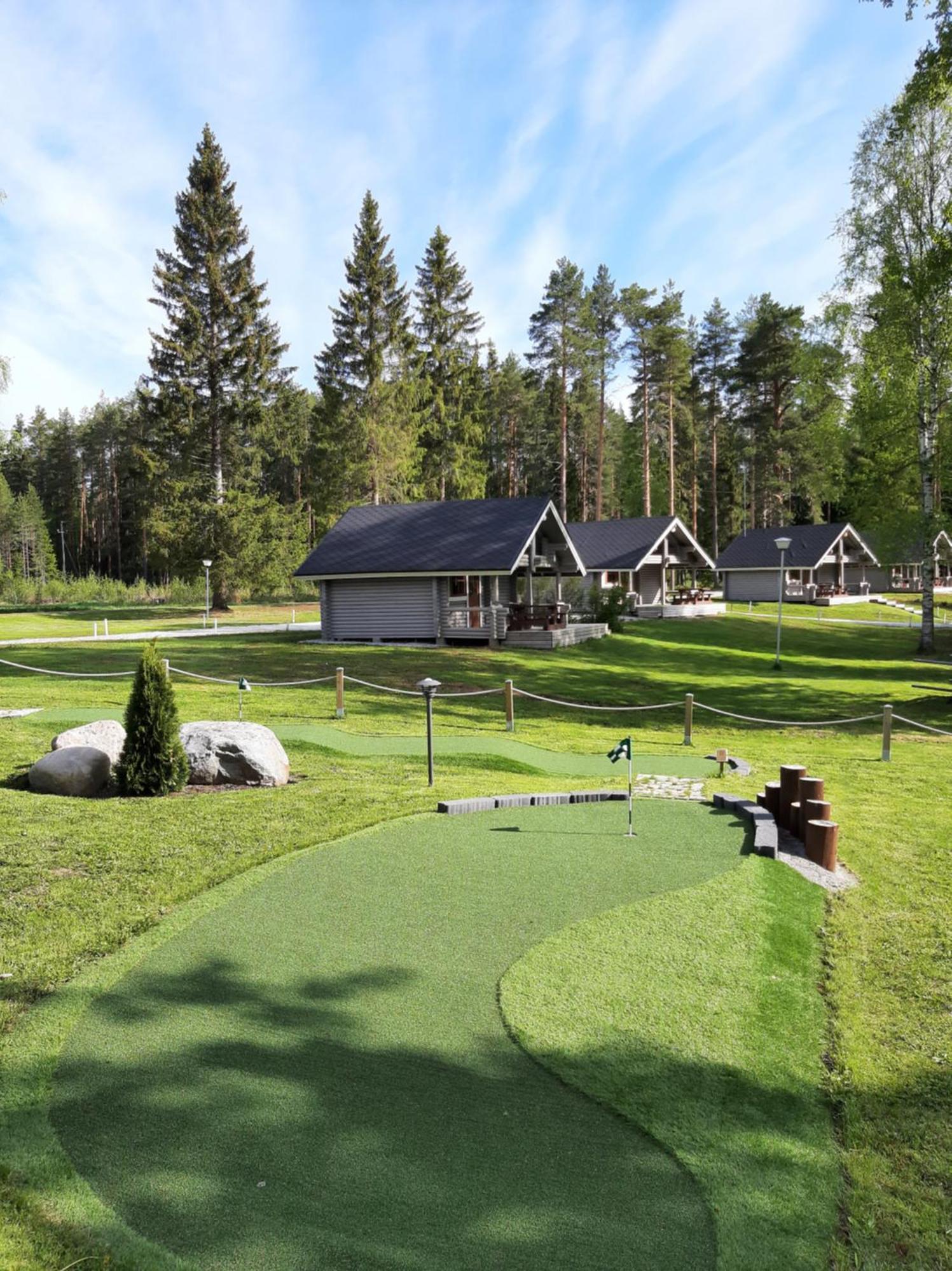 Hotel Huhtaniemen Moekkikylae à Veteli Extérieur photo