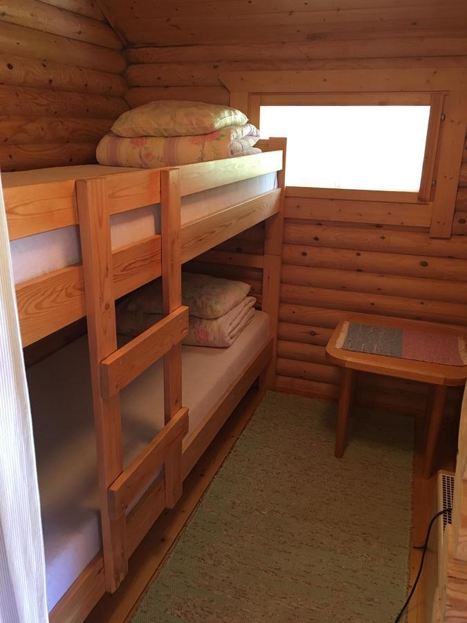 Hotel Huhtaniemen Moekkikylae à Veteli Extérieur photo